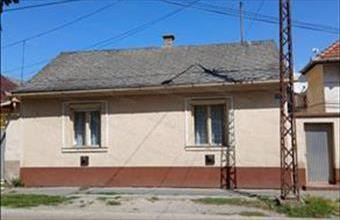 Eladó Ceglédi családi ház hirdetés (57143676)