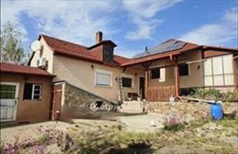 Eladó Sukorói családi ház hirdetés (39636936)