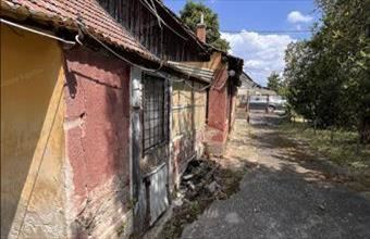 Eladó Budapest XVII. kerületi lakóövezeti telek hirdetés (38755546)