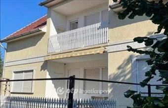 Eladó Csongrádi családi ház hirdetés (22252554)