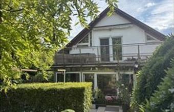 Eladó Budapest III. kerületi családi ház hirdetés (75374775)