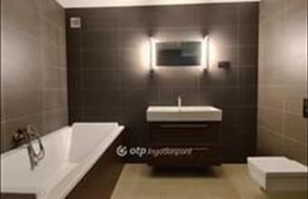 Eladó Budapest XII. kerületi családi ház hirdetés (82557348)