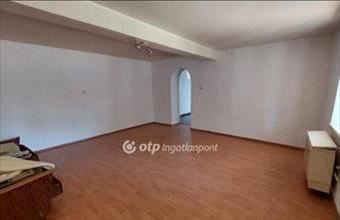 Eladó Kisújszállási családi ház hirdetés (58237473)