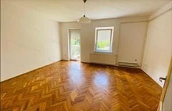 Eladó Komáromi tégla lakás hirdetés (33594893)