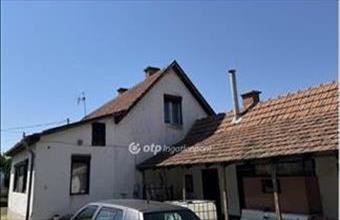 Eladó Lőkösházai családi ház hirdetés (79357184)