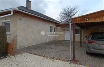 Eladó Úri családi ház hirdetés (42833773)