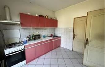 Eladó Veszprémi családi ház hirdetés (95333343)