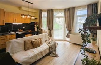 Eladó Ausztriai tégla lakás hirdetés (64542366)