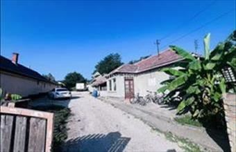 Eladó Előszállási családi ház hirdetés (99222353)