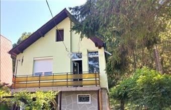 Eladó Kesztölci családi ház hirdetés (45874739)