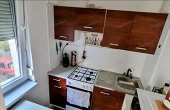 Eladó Kecskeméti tégla lakás hirdetés (77638673)