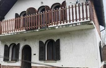 Eladó Győrújbaráti családi ház hirdetés (83298934)