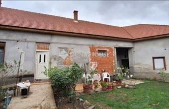 Eladó Nagykőrösi családi ház hirdetés (44734639)
