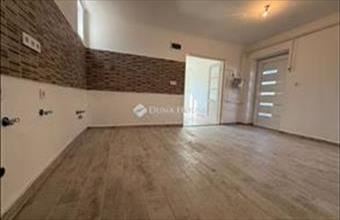 Eladó Kecskeméti családi ház hirdetés (78963432)