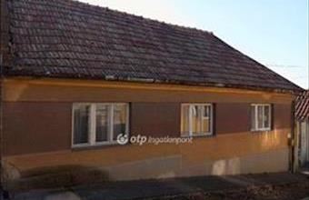 Eladó Egeri családi ház hirdetés (94383347)