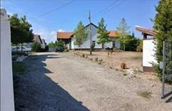 Eladó Tápiószelei sorház hirdetés (84347863)