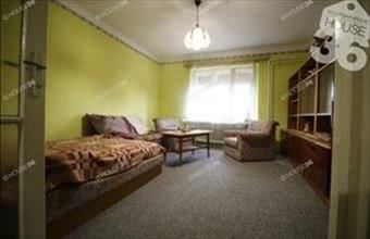 Eladó Csengődi családi ház hirdetés (98745358)