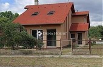 Eladó Kecskeméti családi ház hirdetés (34953743)