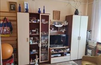 Eladó Budapest XV. kerületi házrész hirdetés (74877393)