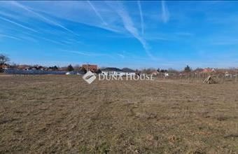 Eladó Kecskeméti lakóövezeti telek hirdetés (95327847)