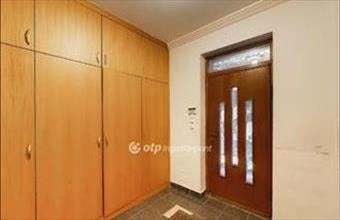 Eladó Budapest II. kerületi családi ház hirdetés (37823345)