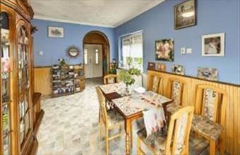 Eladó Jánossomorjai családi ház hirdetés (39738872)