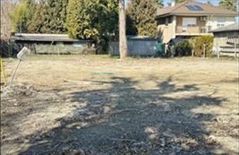 Eladó Siófoki lakóövezeti telek hirdetés (92733584)