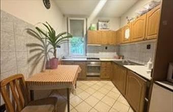 Eladó Budapest XV. kerületi családi ház hirdetés (37994294)