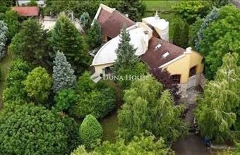 Eladó Pécsi családi ház hirdetés (47474488)