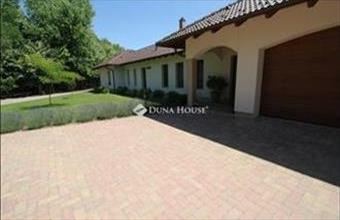 Eladó Kecskeméti családi ház hirdetés (39577736)