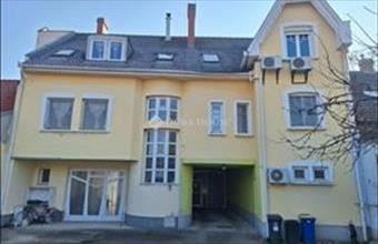 Eladó Kecskeméti tégla lakás hirdetés (73776449)