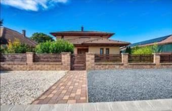 Eladó Balatonboglári családi ház hirdetés (84178479)