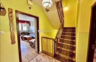 Eladó Szegedi családi ház hirdetés (45375342)