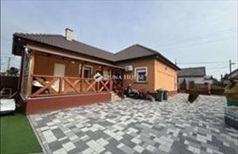 Eladó Vecsési családi ház hirdetés (35557789)