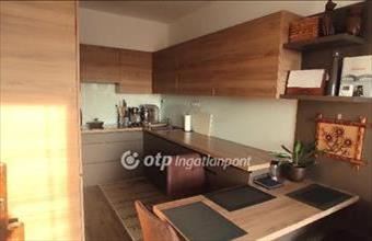 Eladó Debreceni tégla lakás hirdetés (82598323)