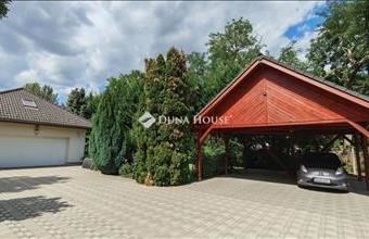 Eladó Kecskeméti családi ház hirdetés (31363356)
