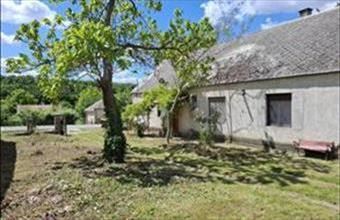 Eladó Vérteskethelyi családi ház hirdetés (42447594)