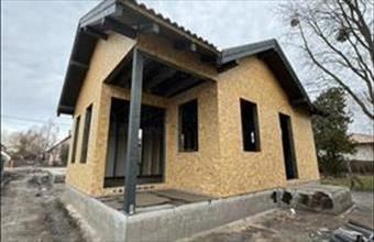 Eladó Balatonfenyvesi családi ház hirdetés (92696527)