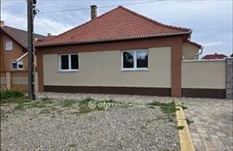Eladó Berettyóújfalui házrész hirdetés (69137477)