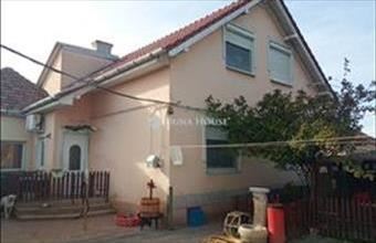 Eladó Szegedi ikerház hirdetés (99334963)