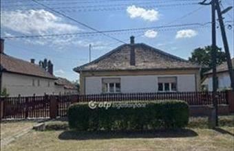 Eladó Tápiógyörgyei családi ház hirdetés (25249241)