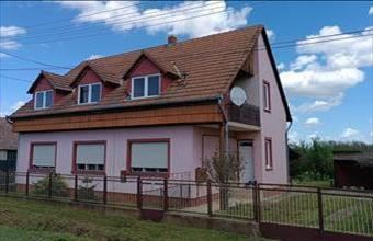 Eladó Nagyradai családi ház hirdetés (97446648)