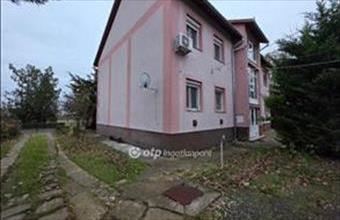 Eladó Hajdúszoboszlói tégla lakás hirdetés (62444479)