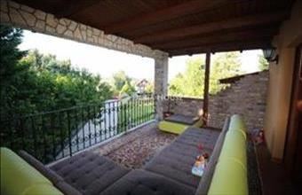 Eladó Mogyoródi családi ház hirdetés (27986858)