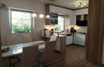 Eladó Balatonszentgyörgyi családi ház hirdetés (48981522)