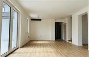 Eladó Debreceni ikerház hirdetés (83936431)