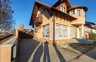 Eladó Csongrádi családi ház hirdetés (55845337)