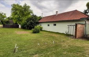 Eladó Csongrádi lakóövezeti telek hirdetés (73765175)