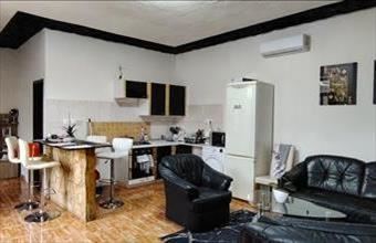 Eladó Kiskunlacházai családi ház hirdetés (91697427)