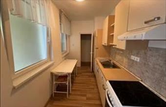 Eladó Szarvasi tégla lakás hirdetés (93574316)